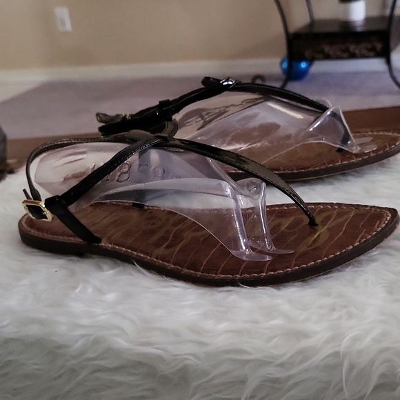 Sam Edelman  Gigi Flat Black Classic Sandals - Picture 2 of 8